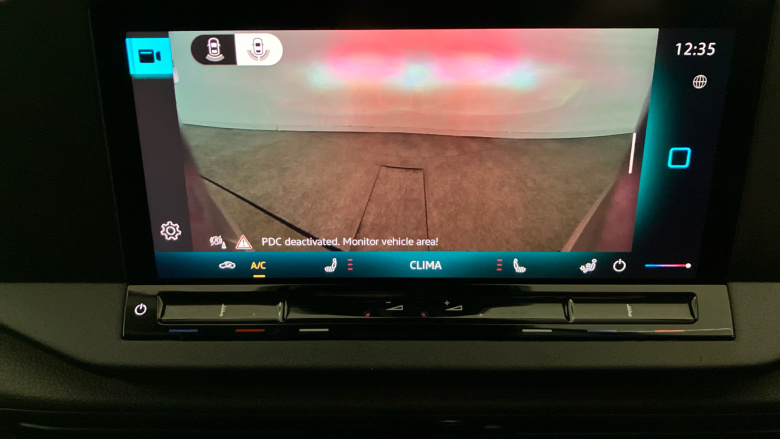 Volkswagen Caddy Cargo C20 Diesel 2.0 TDI 122PS Commerce Pro Van DSG [Tech Pack]